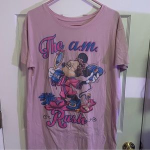 Disney Minnie Mouse shirt